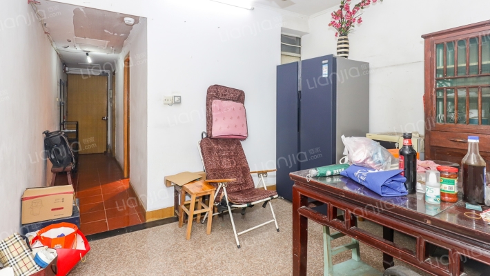 共和新路4699弄二手房实景图