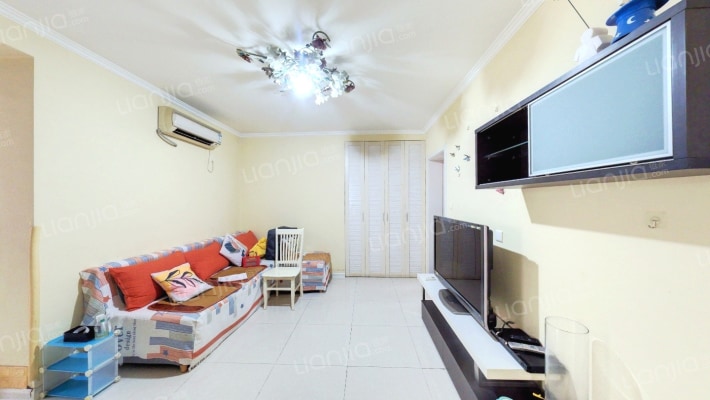 银通公寓二手房实景图