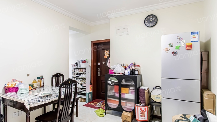 绿洲公寓二手房实景图