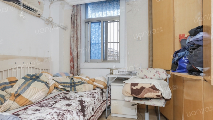 莲花公寓(普陀)二手房实景图