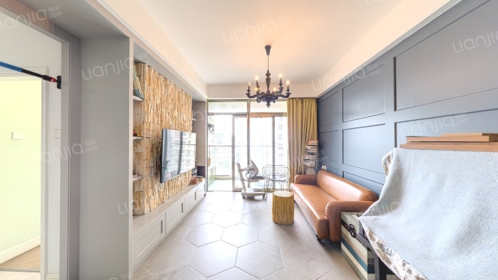 鸣泉居二手房实景图