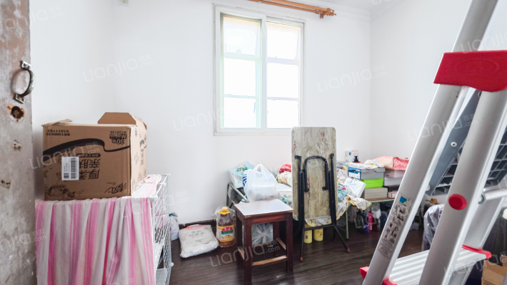 上钢七村二手房实景图