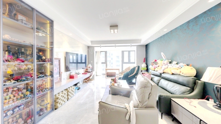 绿地名人坊二手房实景图