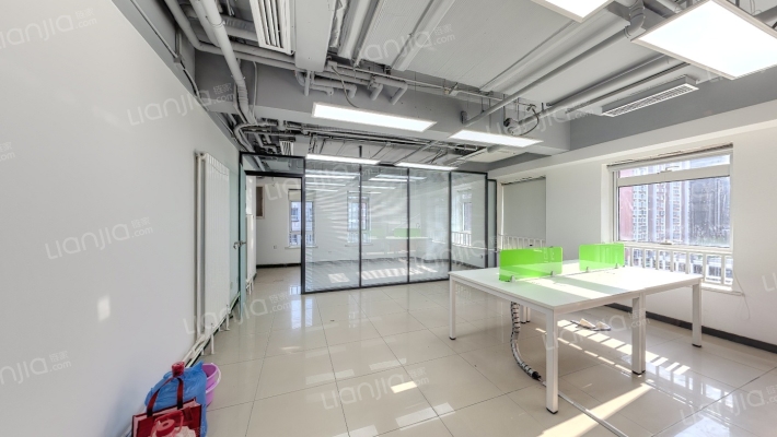 冠城名敦道A区二手房实景图