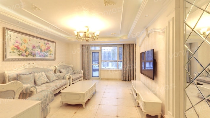 保利香槟酩悦二手房实景图