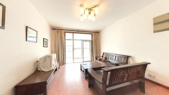 天泓山庄秀山苑二手房实景图