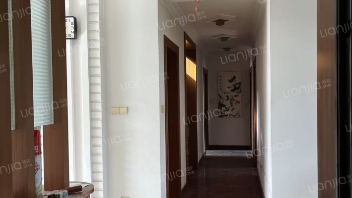 新春苑二手房实景图