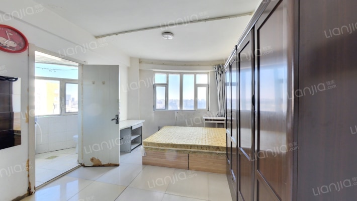 剑桥园西区二手房实景图