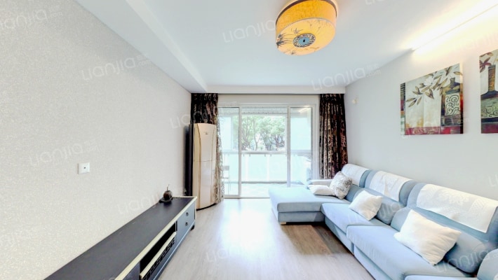 水岸豪庭二手房实景图