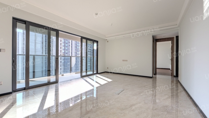 保利天珺二手房实景图