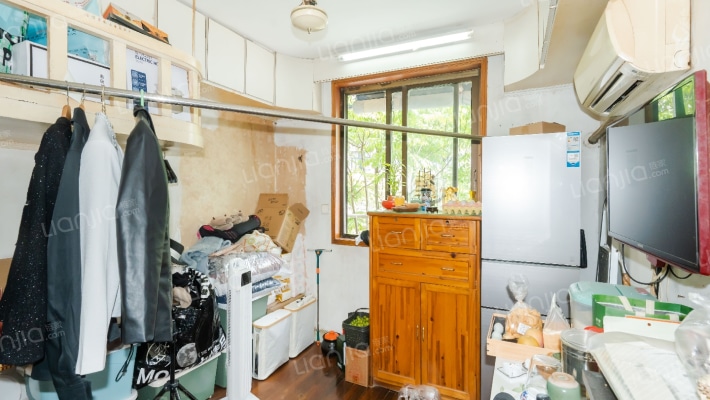 徽宁路4-10号二手房实景图