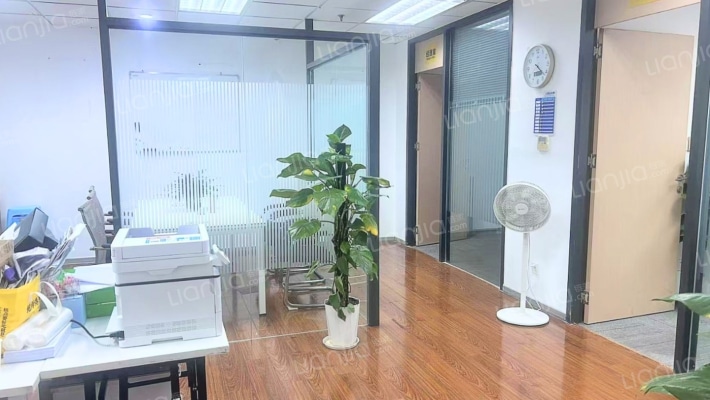重庆国贸中心二手房实景图
