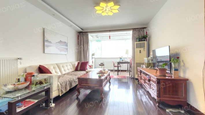 嘉宝新园二手房实景图