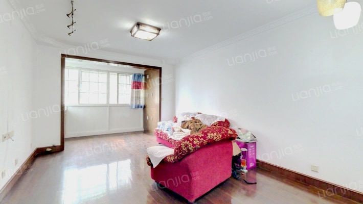 兰溪路221弄二手房实景图