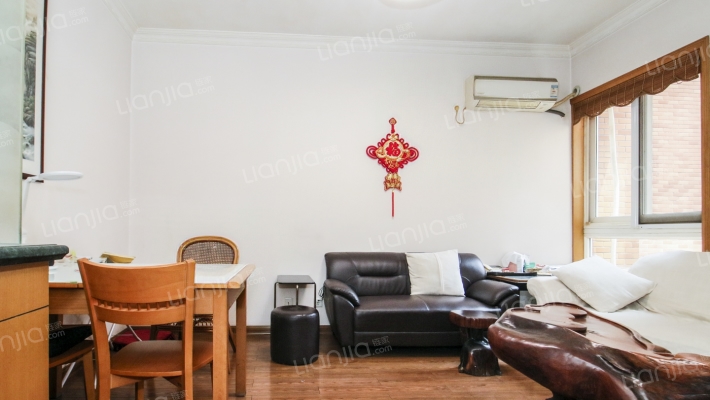 新安公寓二手房实景图