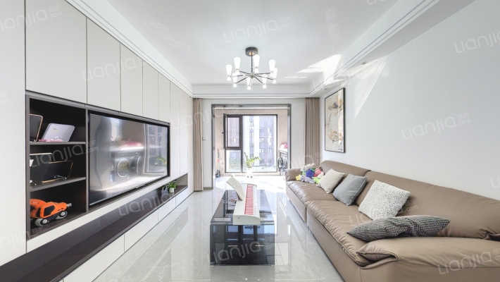 保利伴湖院二手房实景图