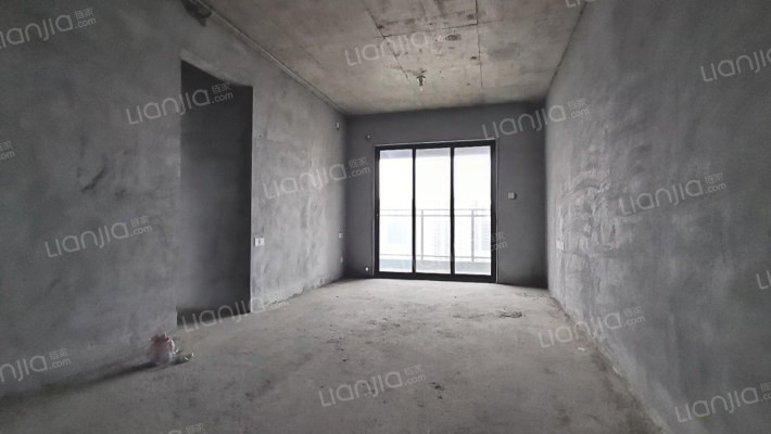 南太珑玺二手房实景图