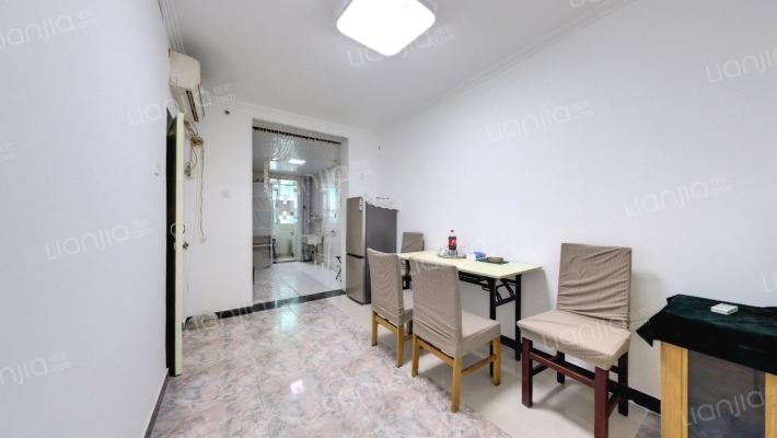 新桥路小区二手房实景图