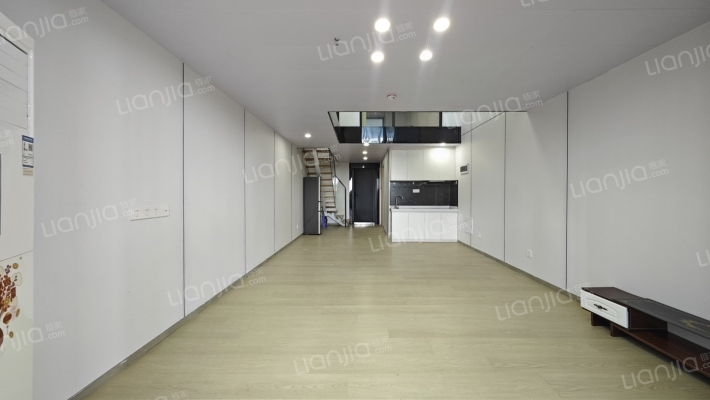 钧明欢乐世界二手房实景图