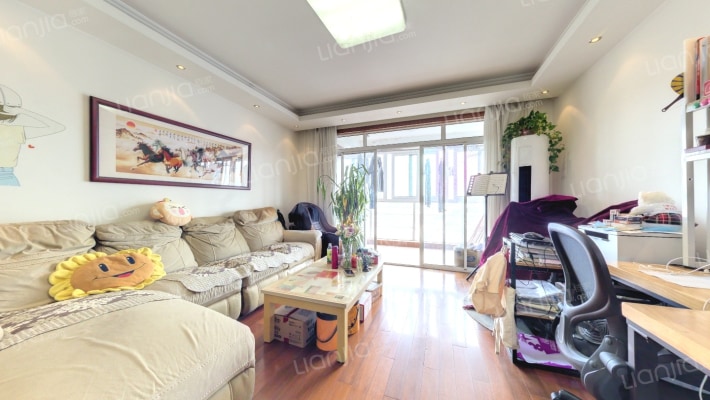 昌里雅苑二手房实景图