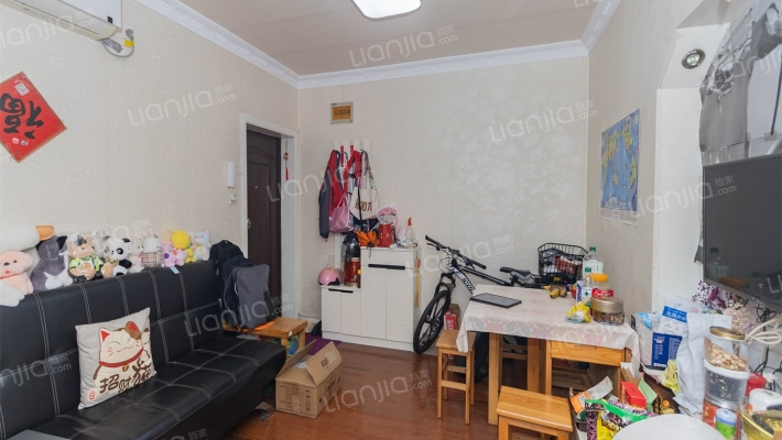 凌兆新村(上浦路202弄)二手房实景图