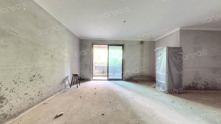 纽宾凯麓院二手房实景图