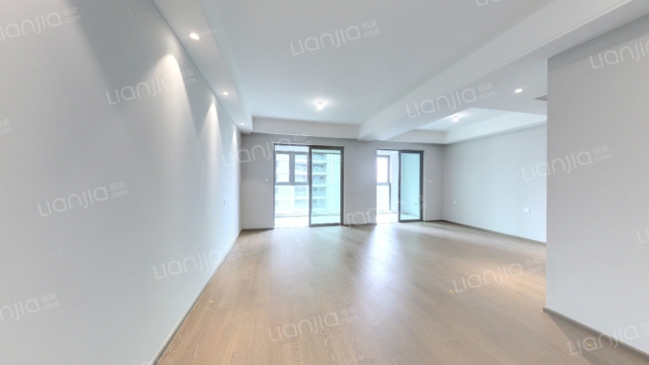 保利中交越秀天珺二手房实景图