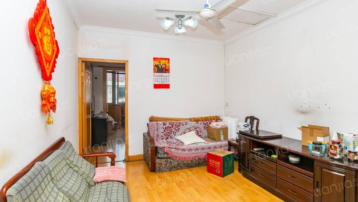 新中新村二手房实景图