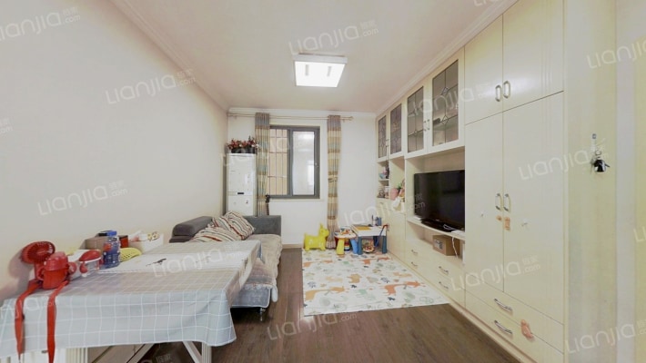 迈皋桥街18号二手房实景图