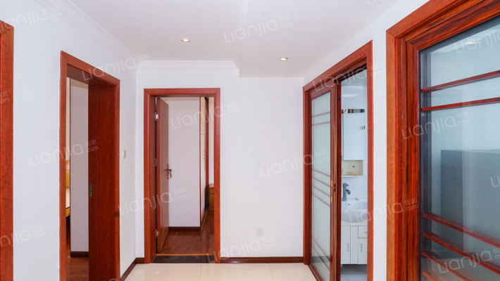 杨泰二村二手房实景图