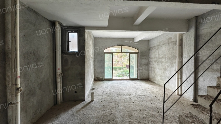 南海湾养生谷花园二手房实景图