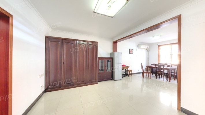 沁苑二村二手房实景图