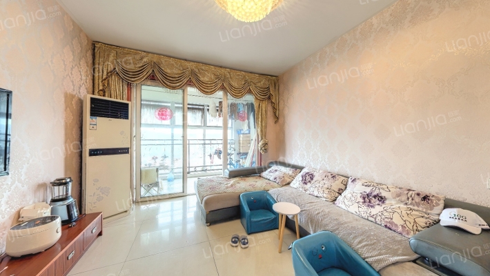 绿地圣路易名邸一期二手房实景图