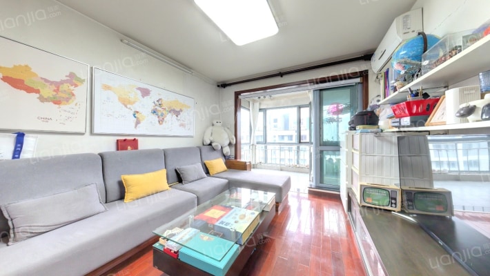 上地佳园二手房实景图