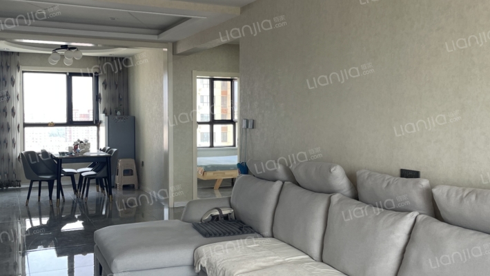 万博华庭小区二手房实景图