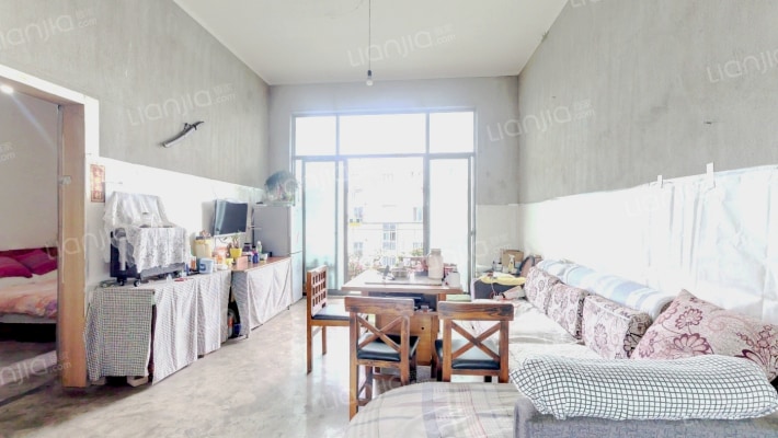 云锦名苑二手房实景图