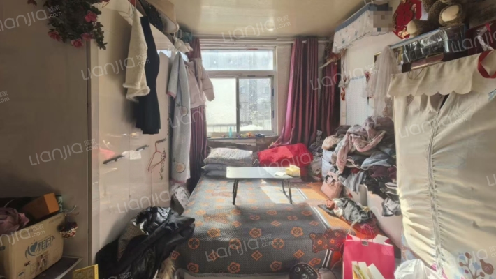 黎明里二手房实景图