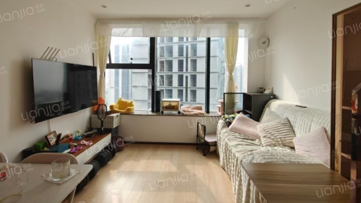 逸合中心二手房实景图