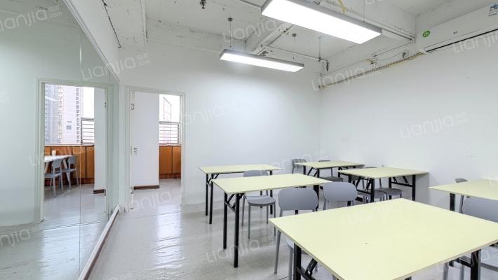 立海大厦二手房实景图