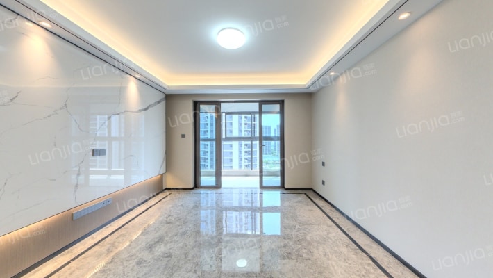 世茂璀璨万镜二手房实景图