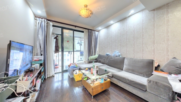 东方明珠国际公寓二手房实景图