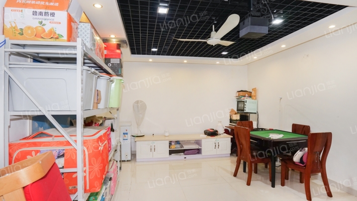 保集欧郡二手房实景图