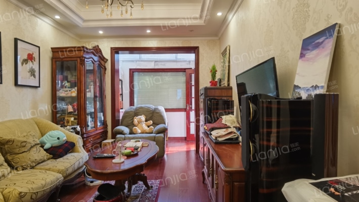 宝石二路8号二手房实景图