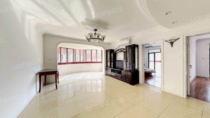 天山新苑二手房实景图