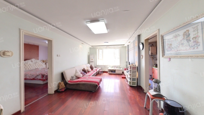 新新公寓二手房实景图