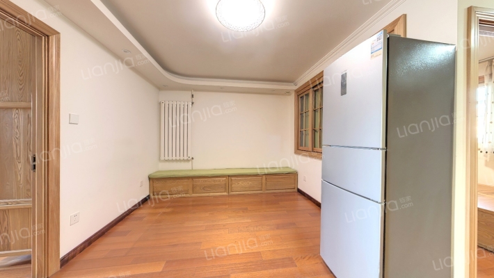 中关村南三街二手房实景图