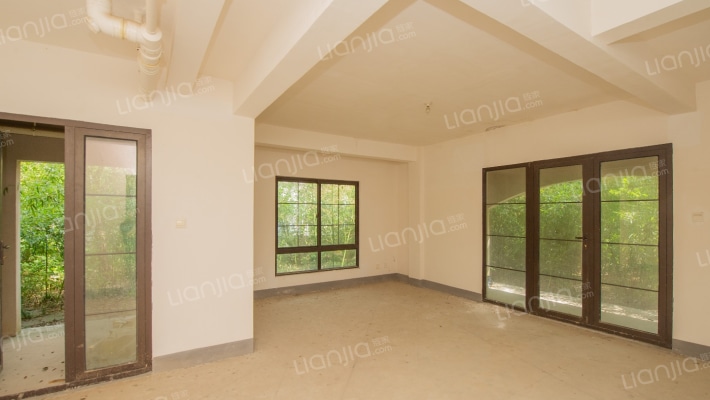 翡翠湾二手房实景图