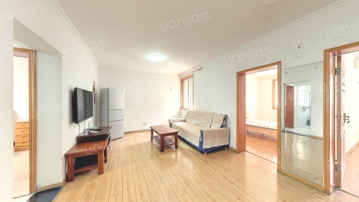 燕华花园二手房实景图