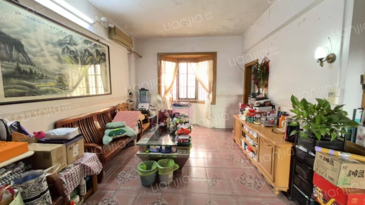 旗峰楼二手房实景图