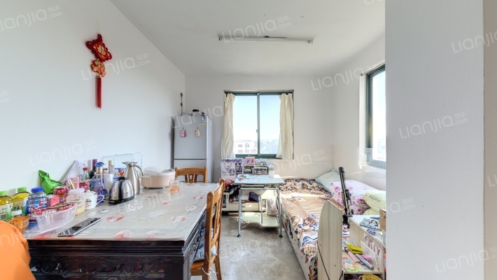 施湾家园二手房实景图